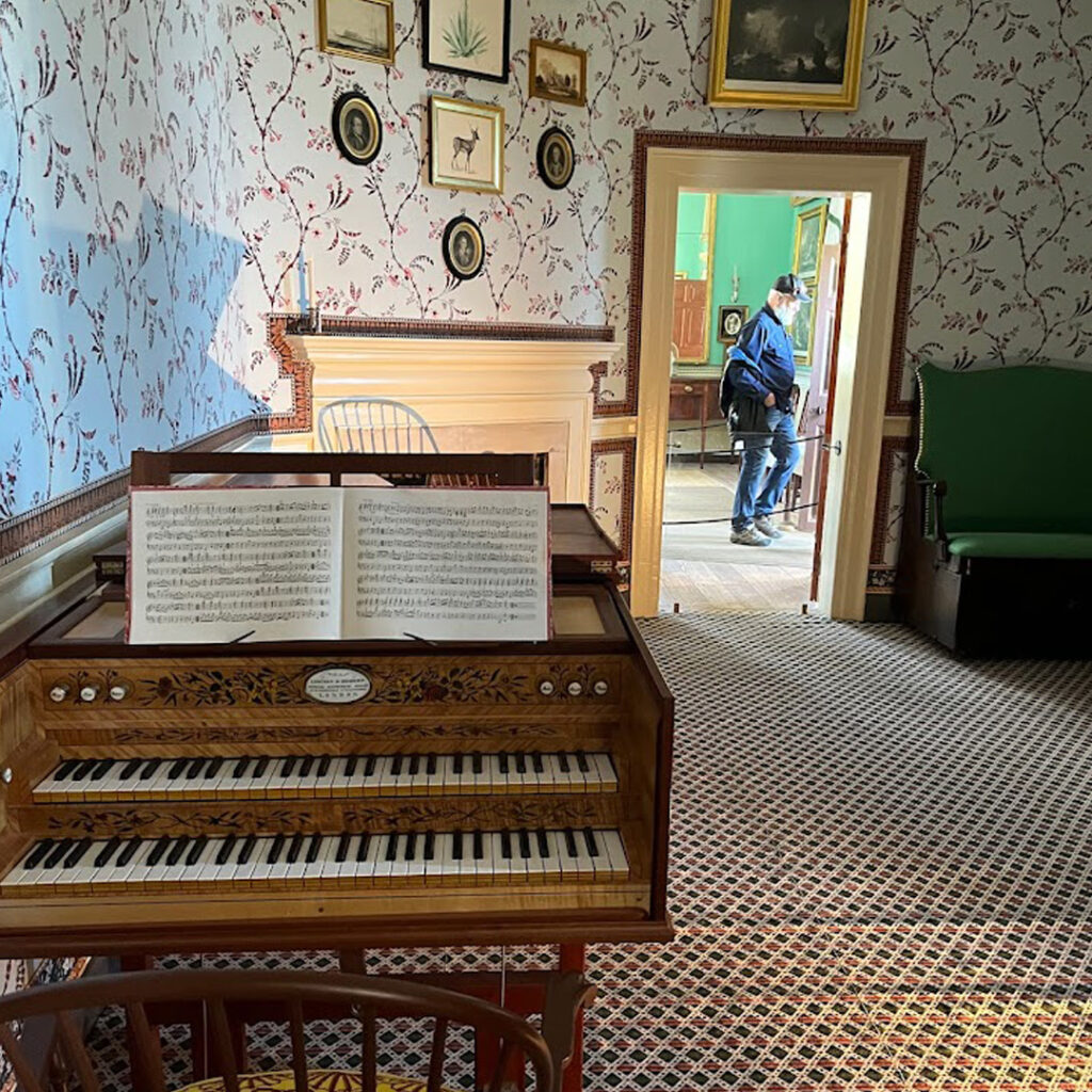 Mount Vernon Custom Tour
