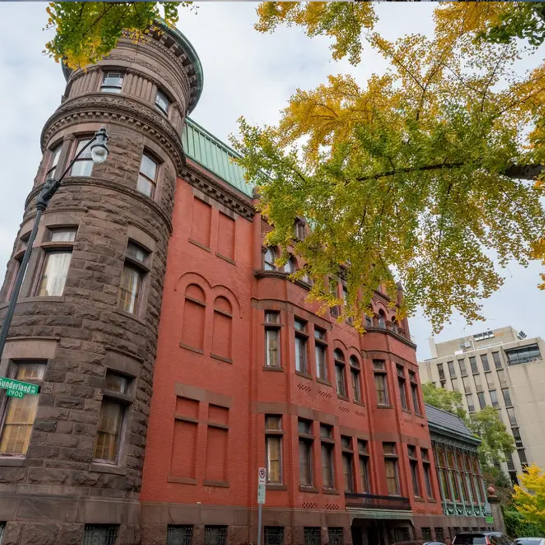 Monumental Tours Walking Tours